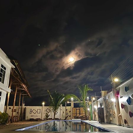 Vick Boutique Hotel With New Power Backup ナングウィ エクステリア 写真