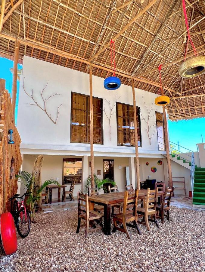 Vick Boutique Hotel With New Power Backup ナングウィ エクステリア 写真